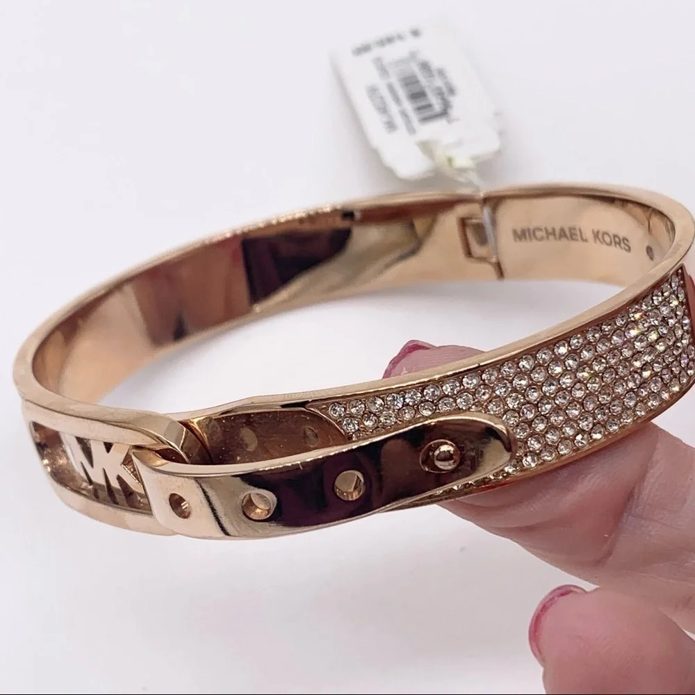 Michael Kors Cityscape Pave Rose Gold Buckle Bangle Bracelet NWT - Picture 7 of 8